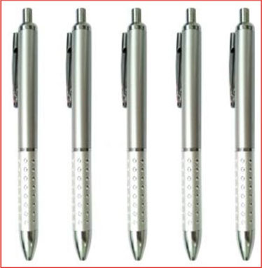 Bút bi nhựa BBN004